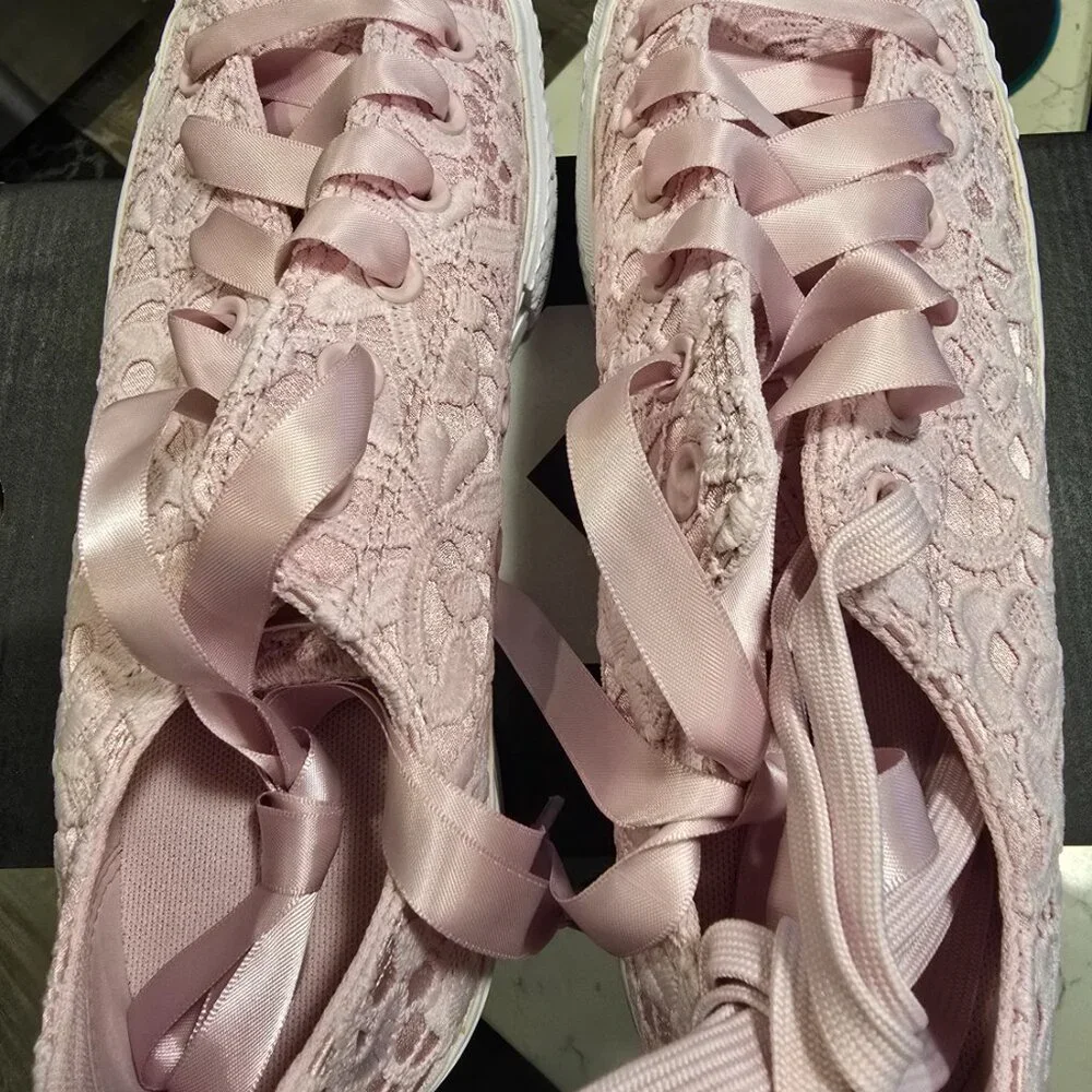 Converse - Women's Chuck Taylor All Star Lace Low Top Shoes (A15006C) Pink SZ 10 - Picture 7 of 12